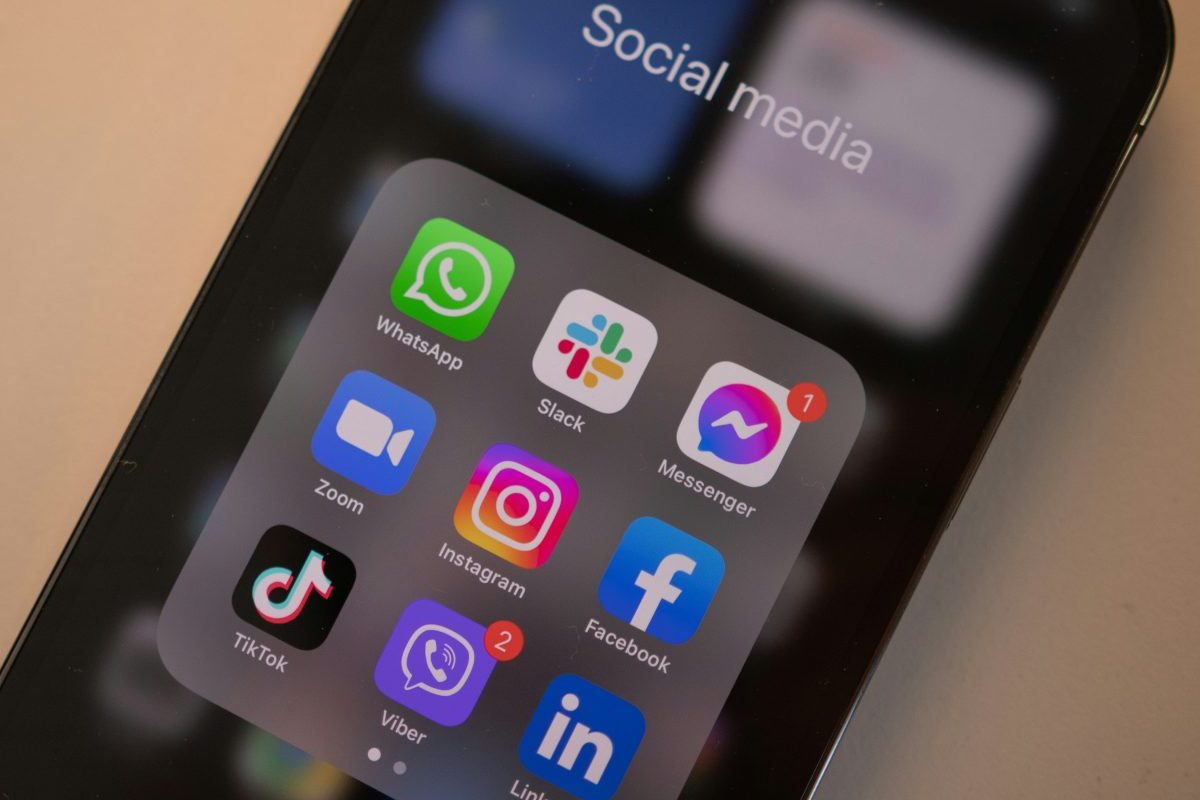 Μήπως δεν είμαστε τόσο εθισμένοι στα social media;