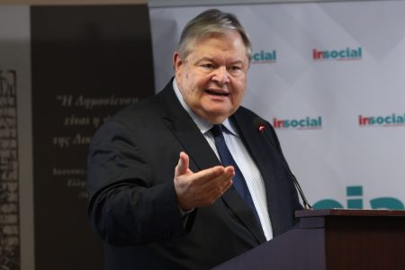 Βενιζέλος για την εκλογή Πιερρακάκη: «Εθνική και προσωπική επιτυχία»