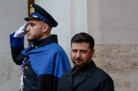 Η Ουκρανία «επιστρέφει» το αναθεωρημένο σχέδιο Τραμπ – Προς συμφωνία ή νέα κρίση;