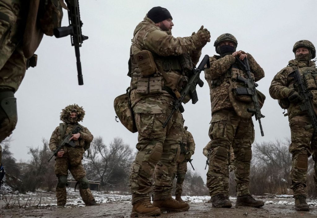 Ουκρανία: Οι στρατιώτες σε φυγή, η Ευρώπη παρακολουθεί – Οξύνεται η κρίση στρατολόγησης