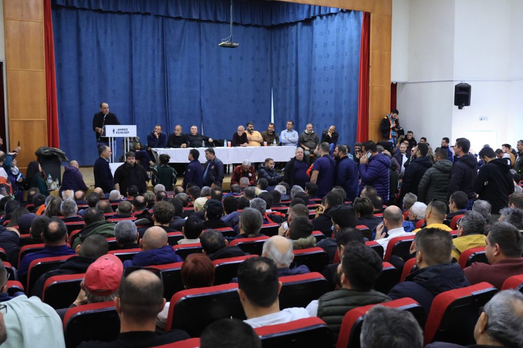 Μπλόκα: «Οχι» των αγροτών στη συνάντηση στο Μαξίμου – «Θα μείνουμε στους δρόμους μέχρι τη νίκη»