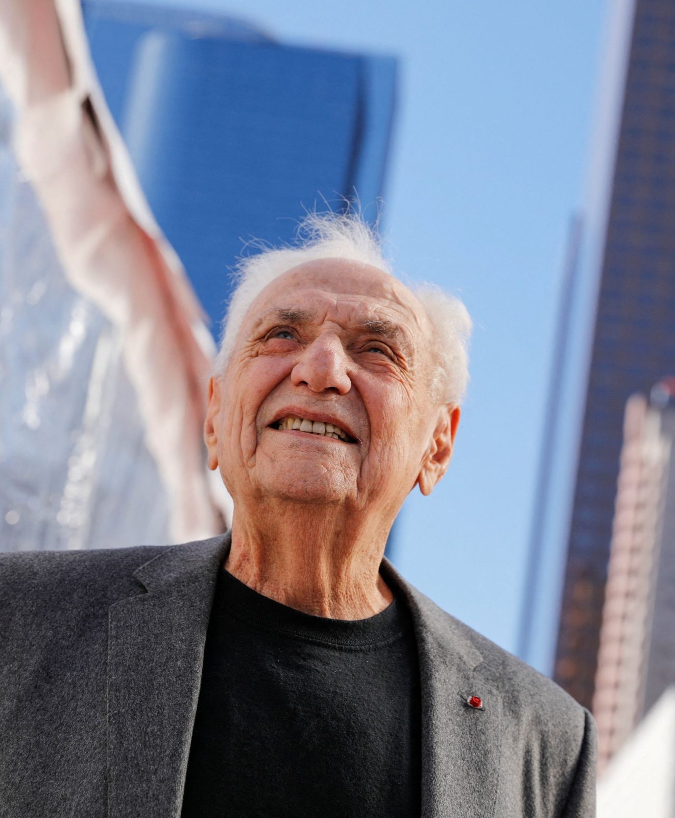 Φρανκ Γκέρι: Ο μαέστρος της αποδόμησης