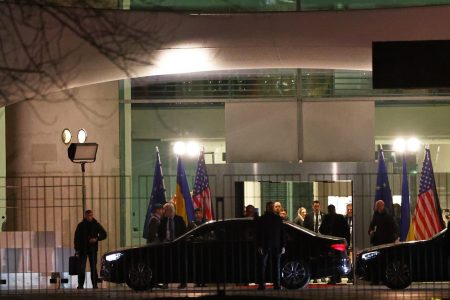 Βερολίνο: 2η ημέρα συνομιλούν ΗΠΑ – Ουκρανία, η ανάρτηση Γουίτκοφ