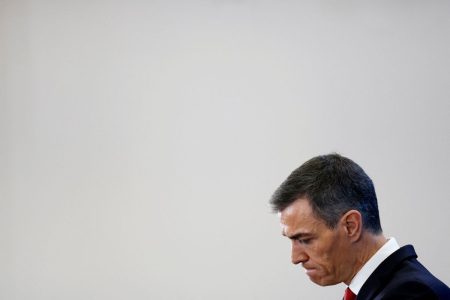 Πέδρο Σάντσεθ: «Φεμινιστική» η ισπανική κυβέρνηση – Καταγγελίες για παρενόχληση