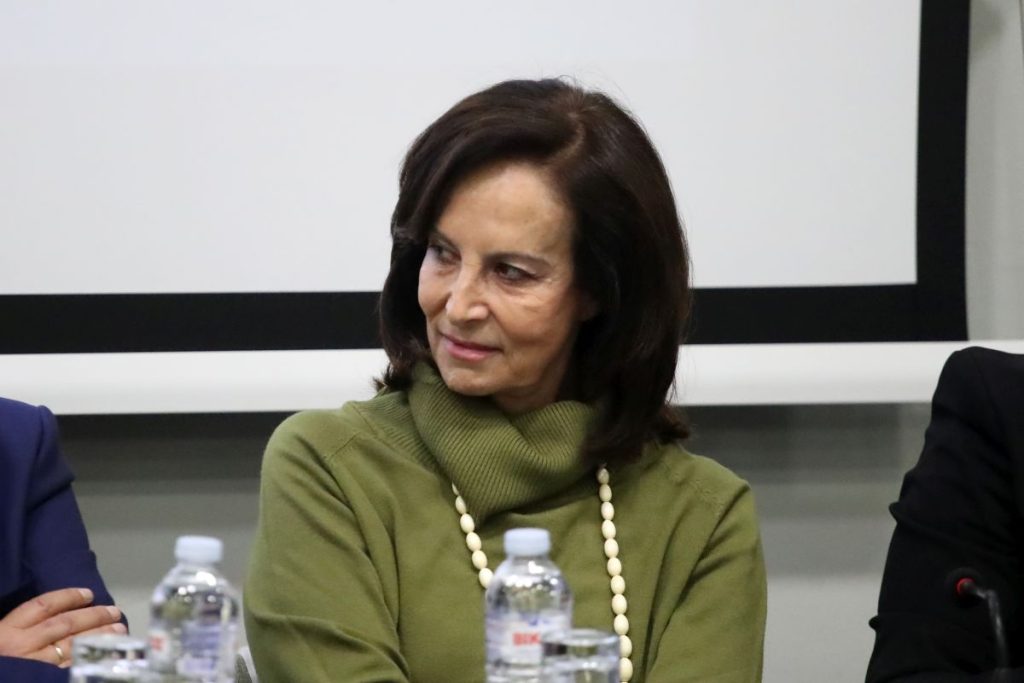 Διαμαντοπούλου για Συνταγματική Αναθεώρηση: «Το ΠαΣοΚ θα προσέλθει θεσμικά, με τις θέσεις του»