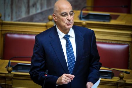 Δένδιας: Αυξήσεις στα στελέχη των Ενόπλων Δυνάμεων – Η αιχμή για τη μεσαία τάξη