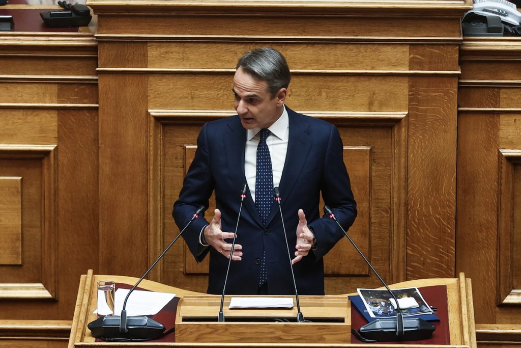 Το καρφί Μητσοτάκη για Καραμανλή, Σαμαρά, Τσίπρα: «Οι πολιτικοί του καναπέ και η Ιθάκη του εξώστη»