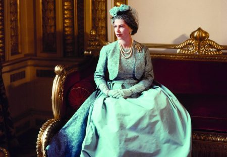 Fit for a queen: Η Ελισάβετ Β΄ μέσα από το στυλ της