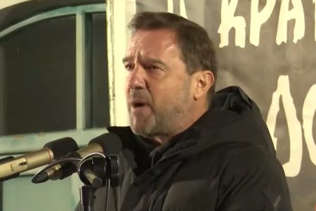 Πλακιάς για Καρυστιανού: «Πλέον θα κρίνεται ως πολιτικός και όχι ως συγγενής»