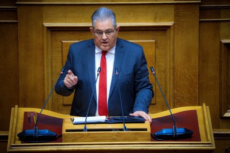 Κουτσούμπας: Κριτική σε κυβέρνηση και αντιπολίτευση – Ένταση με την Ζωή Κωνσταντοπούλου