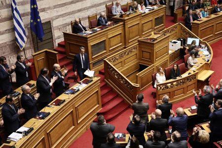 Βουλή – Προϋπολογισμός: Εγκρίθηκε με 159 «ναι» – Οι ομιλίες των αρχηγών