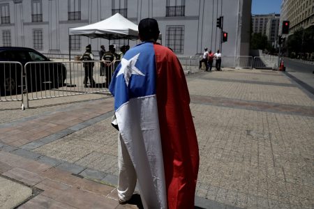 Λατινική Αμερική: Το «ροζ κύμα» φεύγει, το «μπλε κύμα» έρχεται