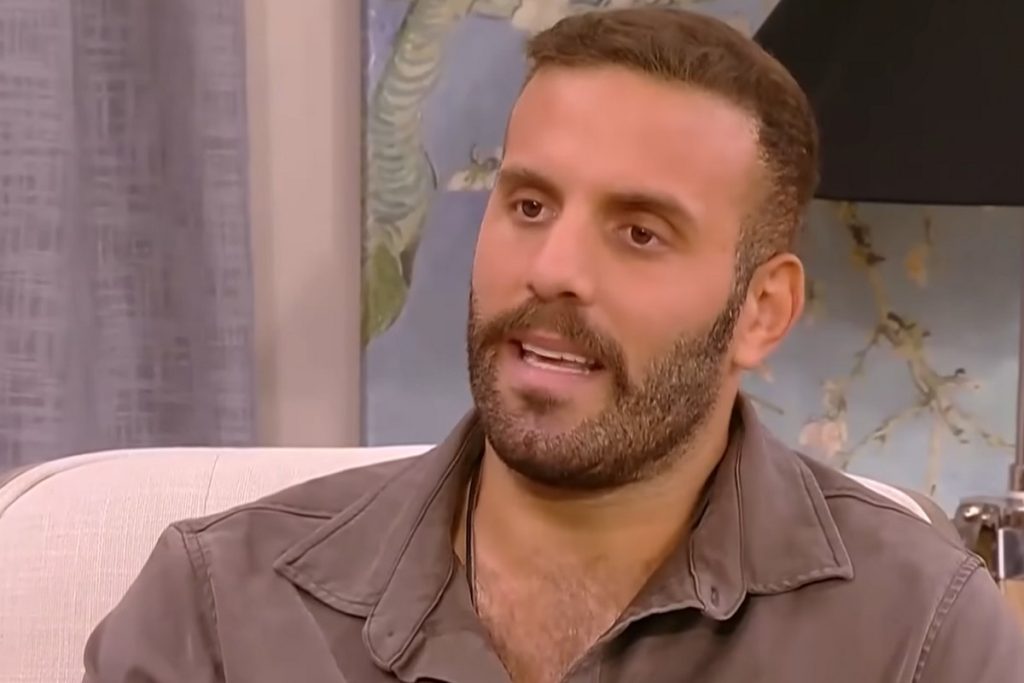 «Είχα λάθος αντίδραση»: Η τοποθέτηση Παππά μετά την καταγγελία για ξυλοδαρμό δημοσιογράφου