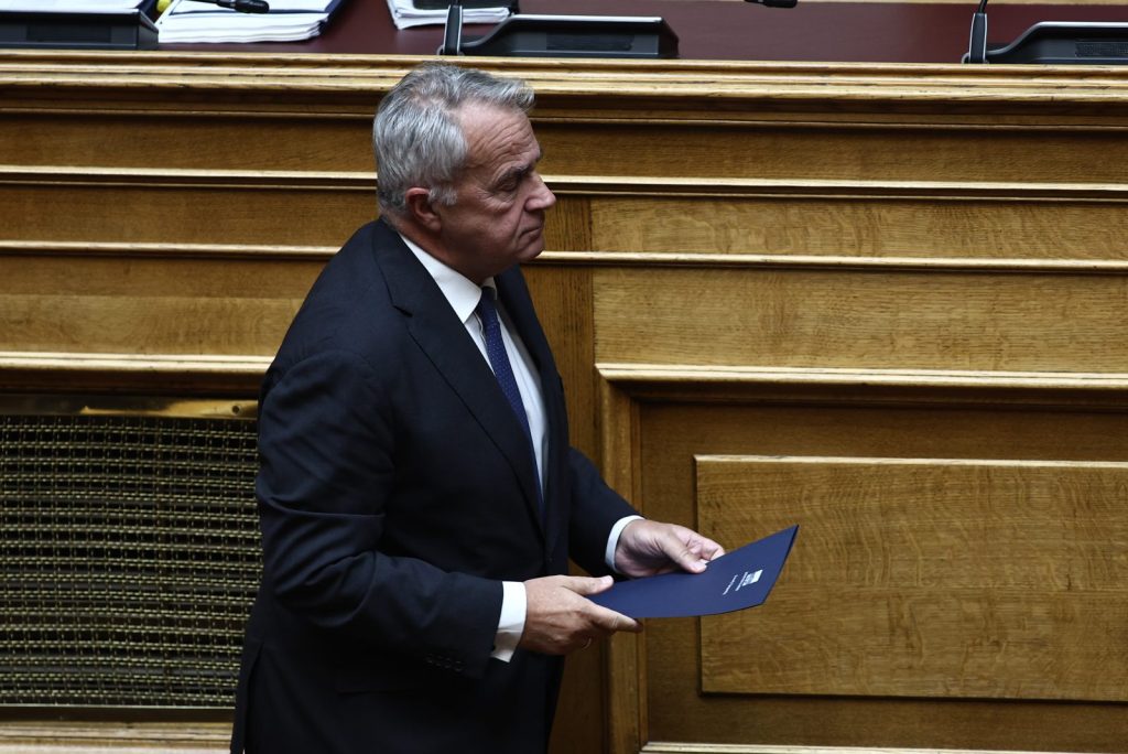 Καταργήθηκε ή δεν καταργήθηκε η παραγραφή των υπουργικών αδικημάτων;