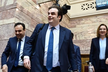 Το σχέδιο του Κυριάκου Πιερρακάκη για τα ΕΛΤΑ – Τι αλλάζει