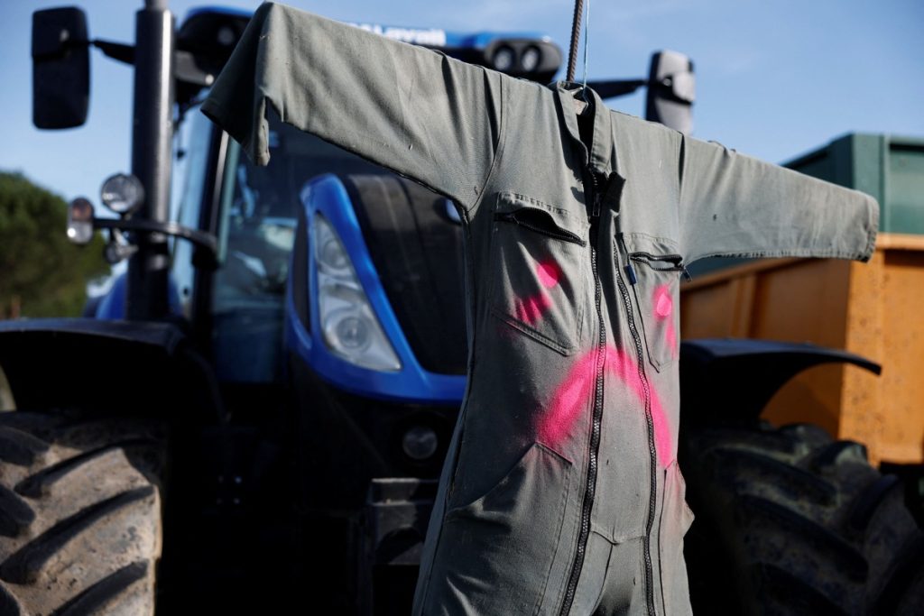 Μπλόκο αγροτών και στις Βρυξέλλες: Κυκλοφοριακό χάος και πολιτικές πιέσεις στην ΕΕ