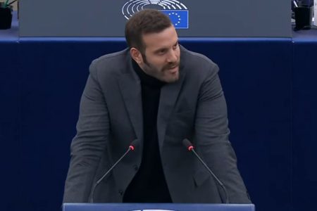 Τσιλιγκερίδου για επίθεση Παππά σε Γιαννόπουλου: «Τραμπουκικές συμπεριφορές αρμόζουν μόνο στη νύχτα»