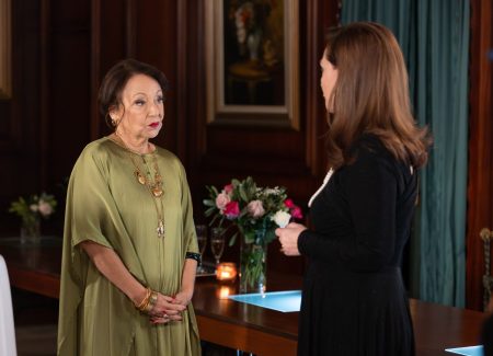 Η Λύδια Φωτοπούλου είναι όντως η ανοιχτόμυαλη μαμά που ενσαρκώνει στο «Μια νύχτα μόνο»