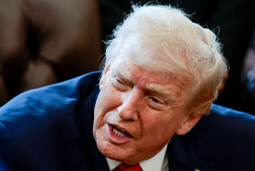 Βενεζουέλα: Κλιμακώνουν την πίεση οι ΗΠΑ με κυρώσεις – Ο Τραμπ δεν αποκλείει πόλεμο