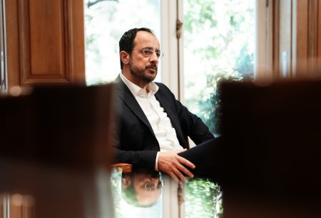 Σύγκρουση εντός της κυπριακής κυβέρνησης για το καλώδιο