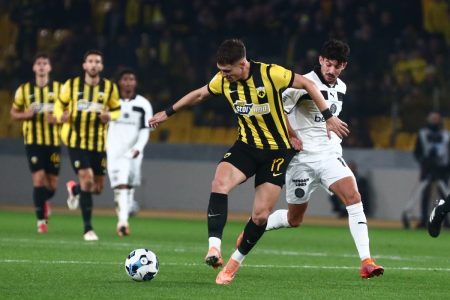 ΑΕΚ-ΟΦΗ 2-1: Παραμένει πρώτη, αλλά με ζόρια