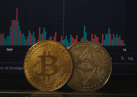 Το 2025 «πάγωσε» το χαμόγελο των crypto – Φόβοι για νέο «χειμώνα» στην αγορά