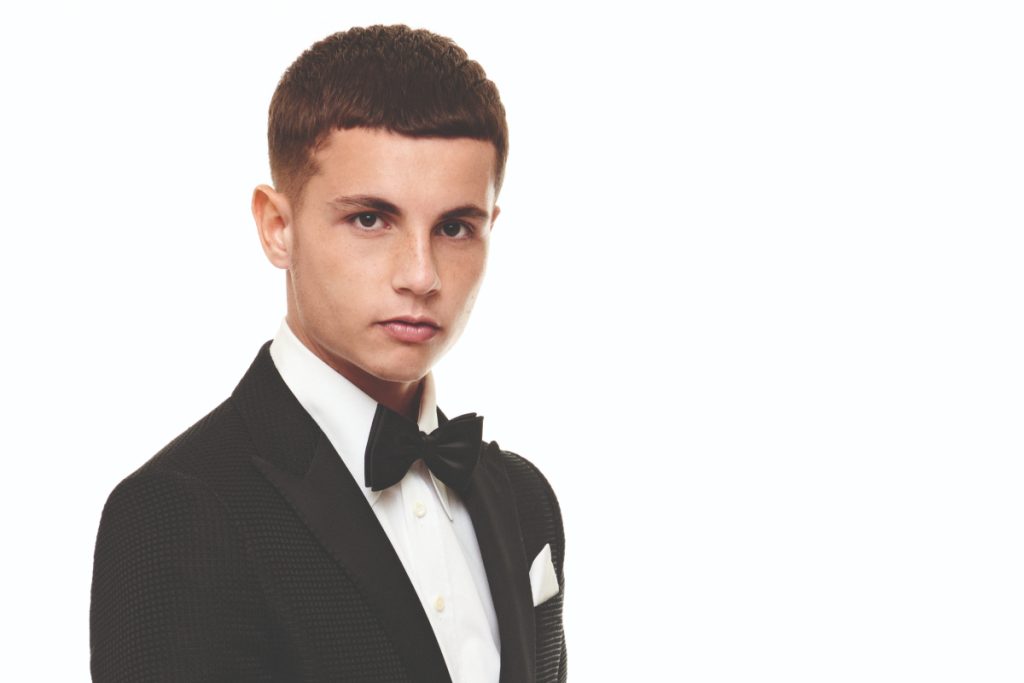 Χρήστος Μουζακίτης: To παιδί-Θρύλος!