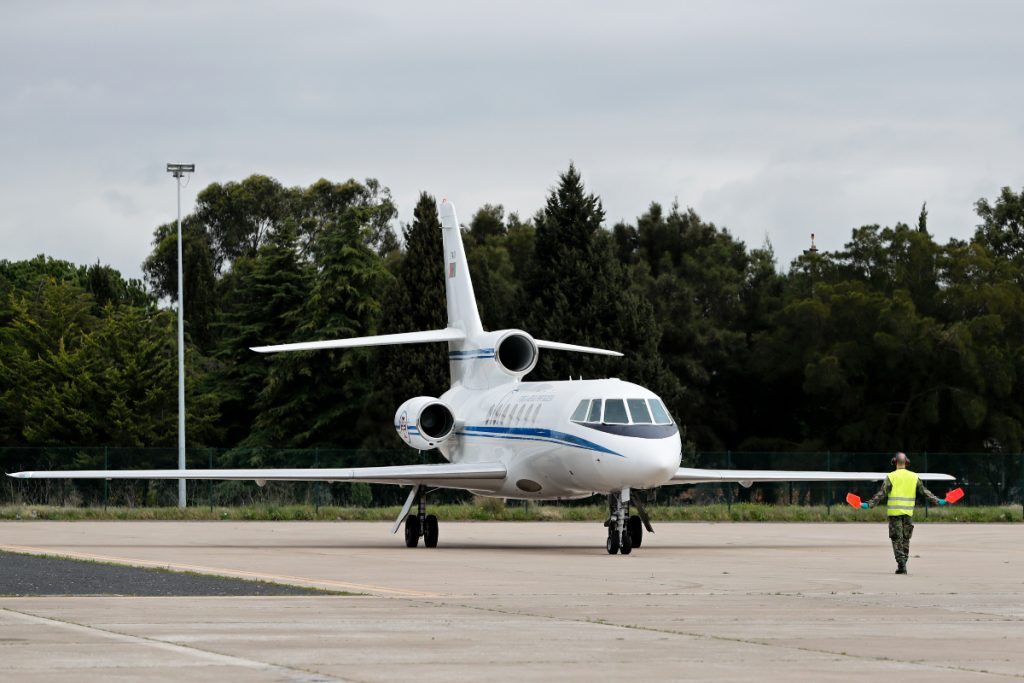 Αγκυρα: Χάθηκε το σήμα τζετ που μετέφερε τον αρχηγό του στρατού της Λιβύης