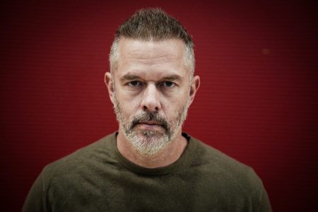 Χρήστος Λούλης – ΒΗΜΑ Talks: «Το πιο δύσκολο στο θέατρο είναι να γυμνώσεις την ψυχή σου, όχι να κατεβάσεις το βρακί σου»