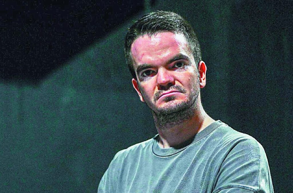 Αλέξανδρος Διαμαντής: «Ο Σαίξπηρ είχε επίγνωση ότι ο θάνατος είναι μαυρίλα»