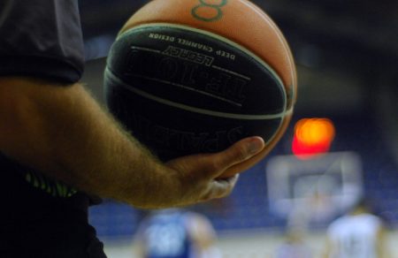 Γνωστός μπασκετμπολίστας που παίζει στο ελληνικό πρωτάθλημα συνελήφθη με ναρκωτικά