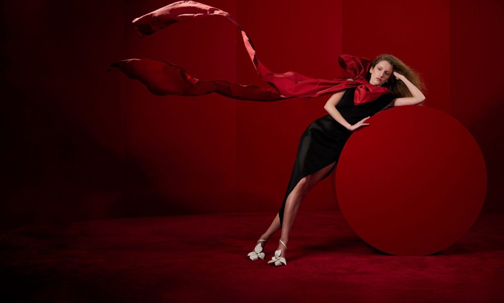 Kalogirou παρουσιάζει τη Holiday Campaign 2025: “Touch of Light”