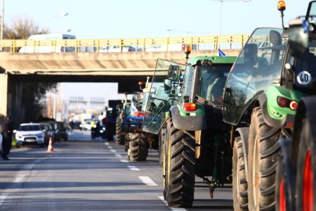 Πρωτοχρονιά στα μπλόκα, αλλά με ανοιχτούς δρόμους – Τι περιμένουμε το 2026