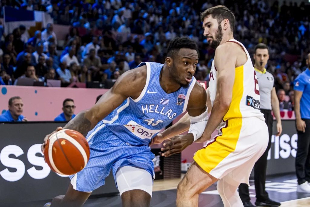 Θανάσης Αντετοκούνμπο στο Baskettalk: «Θα ήμουν “χρυσό κλειδί” στα χέρια του Μπαρτζώκα»