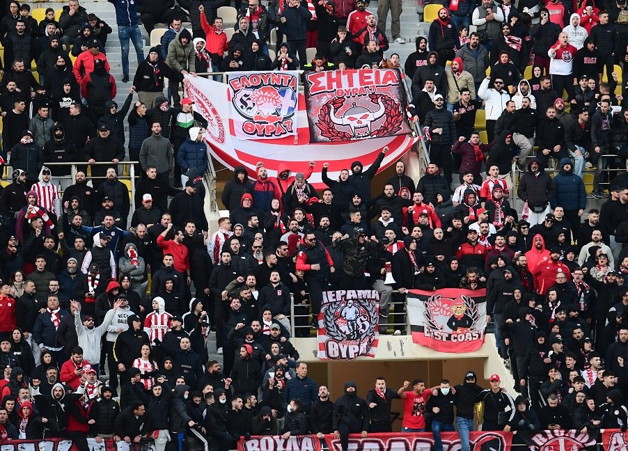 Ολυμπιακός – ΟΦΗ: Εντυπωσιακή παρουσία 7.000 φίλων του Ολυμπιακού στο Παγκρήτιο