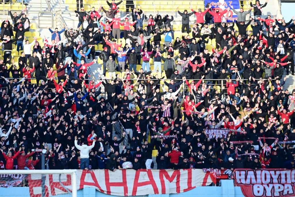 Ολυμπιακός – ΟΦΗ: Εντυπωσιακή παρουσία 7.000 φίλων του Ολυμπιακού στο Παγκρήτιο