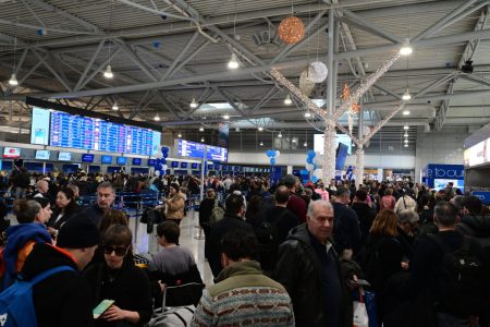 Πριν το κράτος καταρρεύσει!