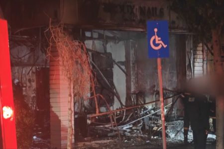 Νέα Σμύρνη: Φωτιά σε κέντρο αισθητικής, καταστράφηκε ολοσχερώς