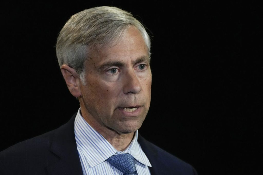 Μπάρι Πόλακ: Ο δικηγόρος του Ασάνζ αναλαμβάνει την υπεράσπιση Μαδούρο