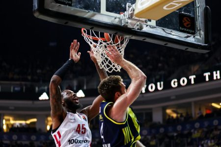 Φενέρμπαχτσε – Ολυμπιακός 88-80: Δεν άντεξε στην Πόλη