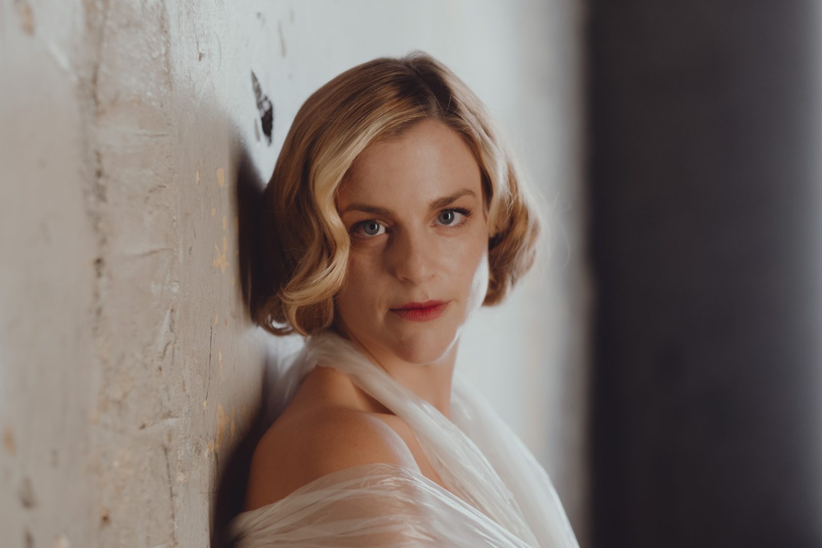 Ιώβη Φραγκάτου στο ΒΗΜΑ: «Η Ήμερη μιλά για την εξουσία που αλλάζει πρόσωπα»