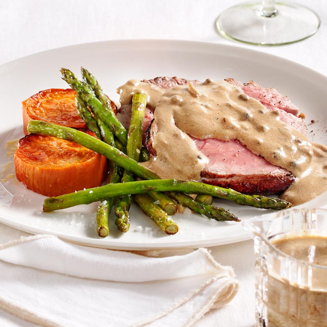 Φιλέτο μοσχάρι σε άσπρη σάλτσα από κονιάκ