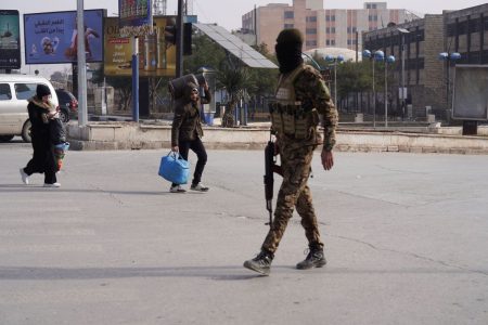 Αντίθετες γραμμές Τουρκίας–Ισραήλ στη Συρία, καθώς το Χαλέπι φλέγεται