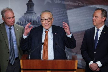 Γερουσία ΗΠΑ: «Φρένο» σε Τραμπ για νέες στρατιωτικές επιχειρήσεις σε Βενεζουέλα με το βλέμμα στη Γροιλανδία