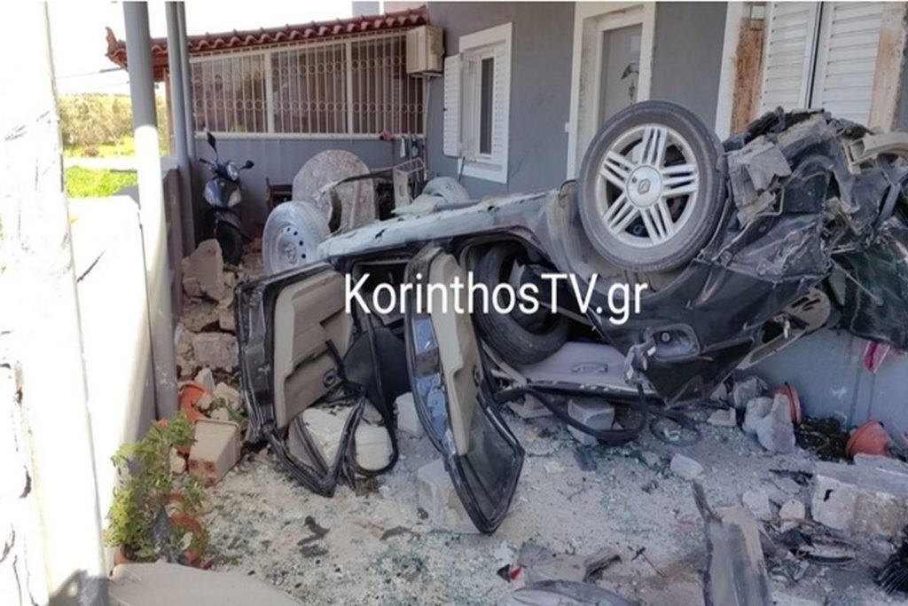 Δύο νεκροί σε τροχαίο στην Κορινθία: Δεν έμεινε τίποτα από το αυτοκίνητο