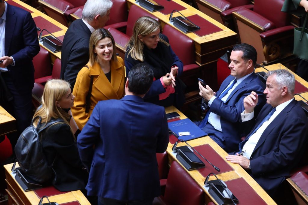 Η μεθεόρτια κατατονία των υπουργών