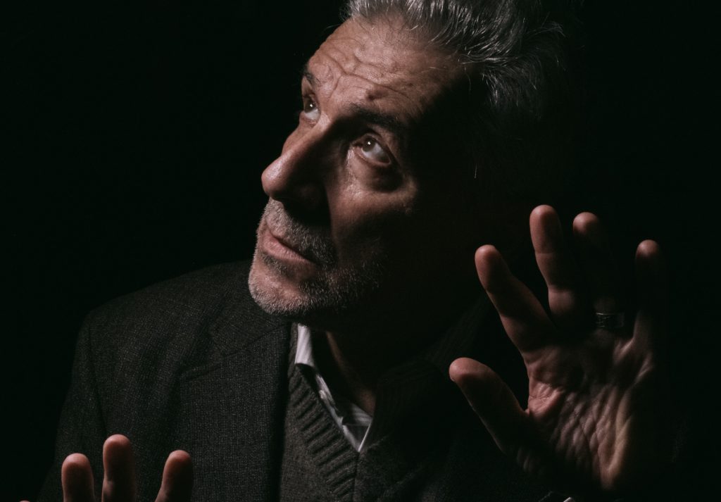 Αρης Λεμπεσόπουλος: Με τα νέα παιδιά αισθάνομαι ένα χάος