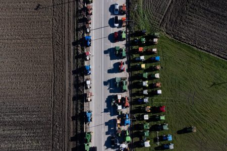 Κρίσιμες αποφάσεις για τα μπλόκα – Κλειδώνουν οι εκπρόσωποι για το Μαξίμου