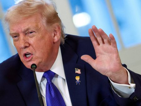 Ο Τραμπ απειλεί την Κούβα: «Συμφωνία πριν να είναι πολύ αργά»