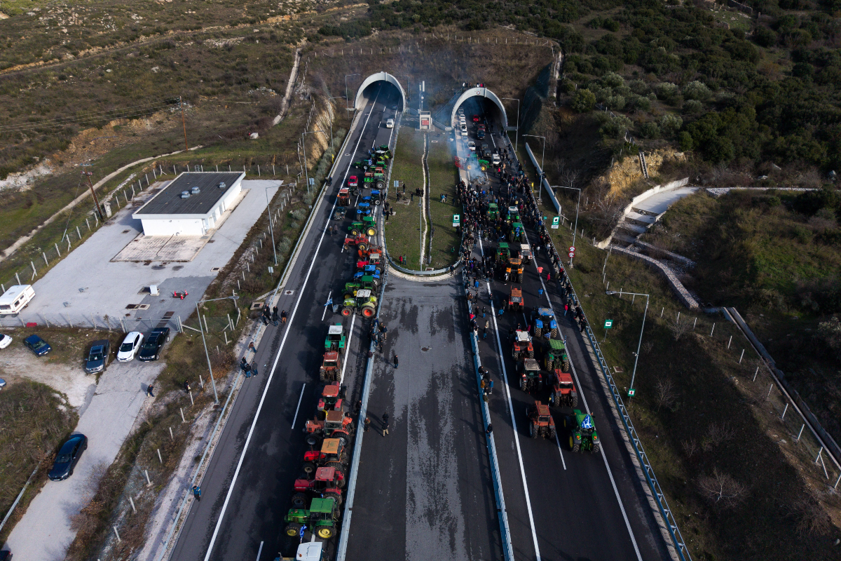 Μπλόκα: Αποκλιμάκωση μέσω task force